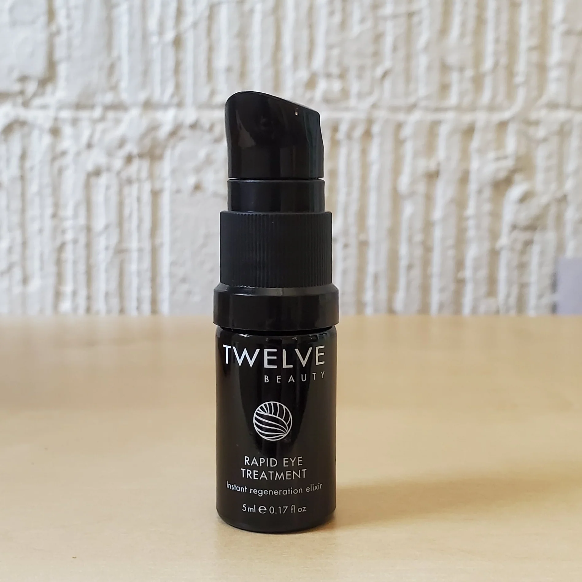 Twelve mini Rapid Eye Treatment REWARD