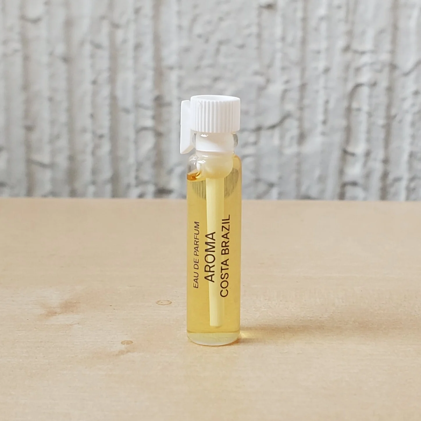 Costa Brazil Aroma in Oil sample (Reward) 1 Costa Brazil Aroma in Oil sample (Reward)